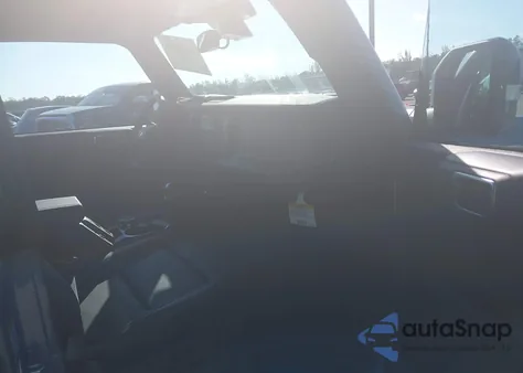 2025 Ford Bronco Outer Banks z USA, uszkodzony, nr VIN 1FMDE8BH8SLB17777